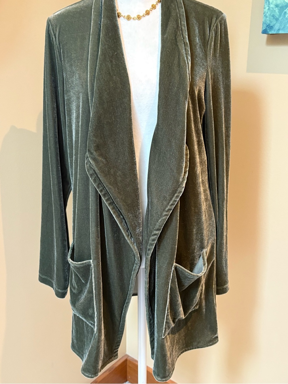 SOFT SURROUNDINGS Velvet Topper Waterfall Cardigan Olive 🫒 Green size Medium